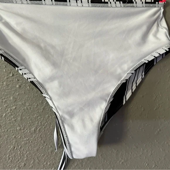 SHEIN Woman’s Size S Two Piece Bathing Suit Black and White NWOT - Picture 11 of 14
